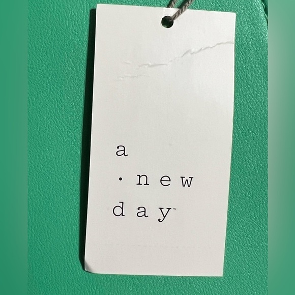 A.new Day Shoulder Bag - Picture 7 of 13